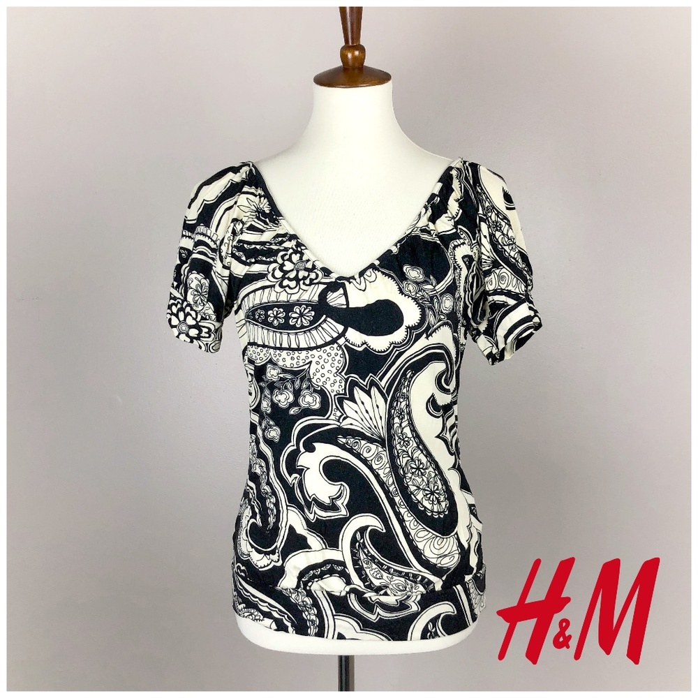 H&M Cream + Black Paisley Bubble Hem Top